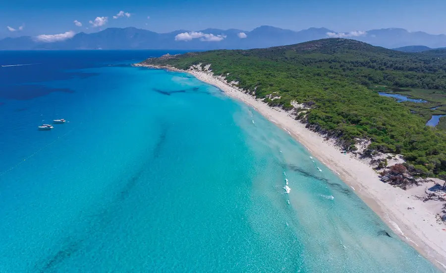 Saleccia Paradisiaque - Transfert 4x4 vers la plus belle plage de Corse